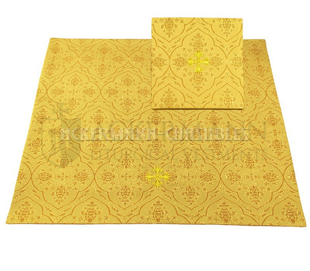 Burse and chalice veil